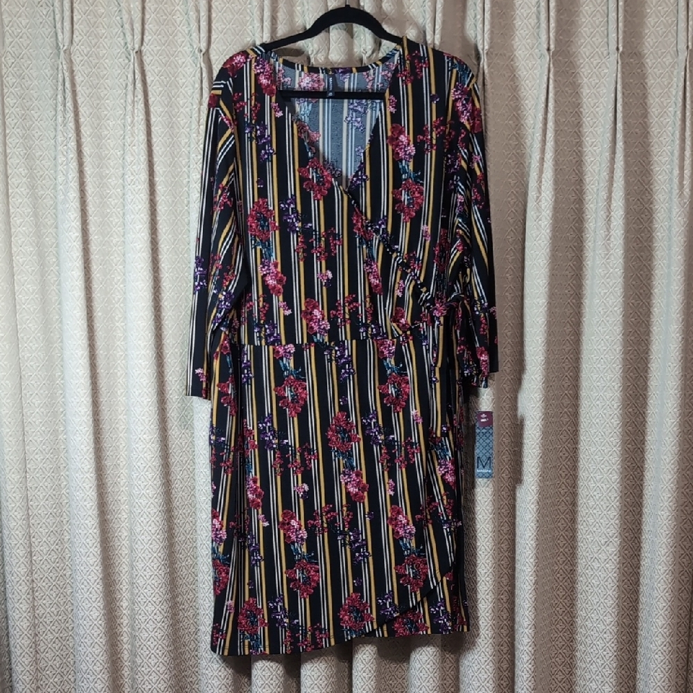 NWT Women's Size 3X Massimo Floral And Strip Midi Wrap Dress With 3/4 Sleeves